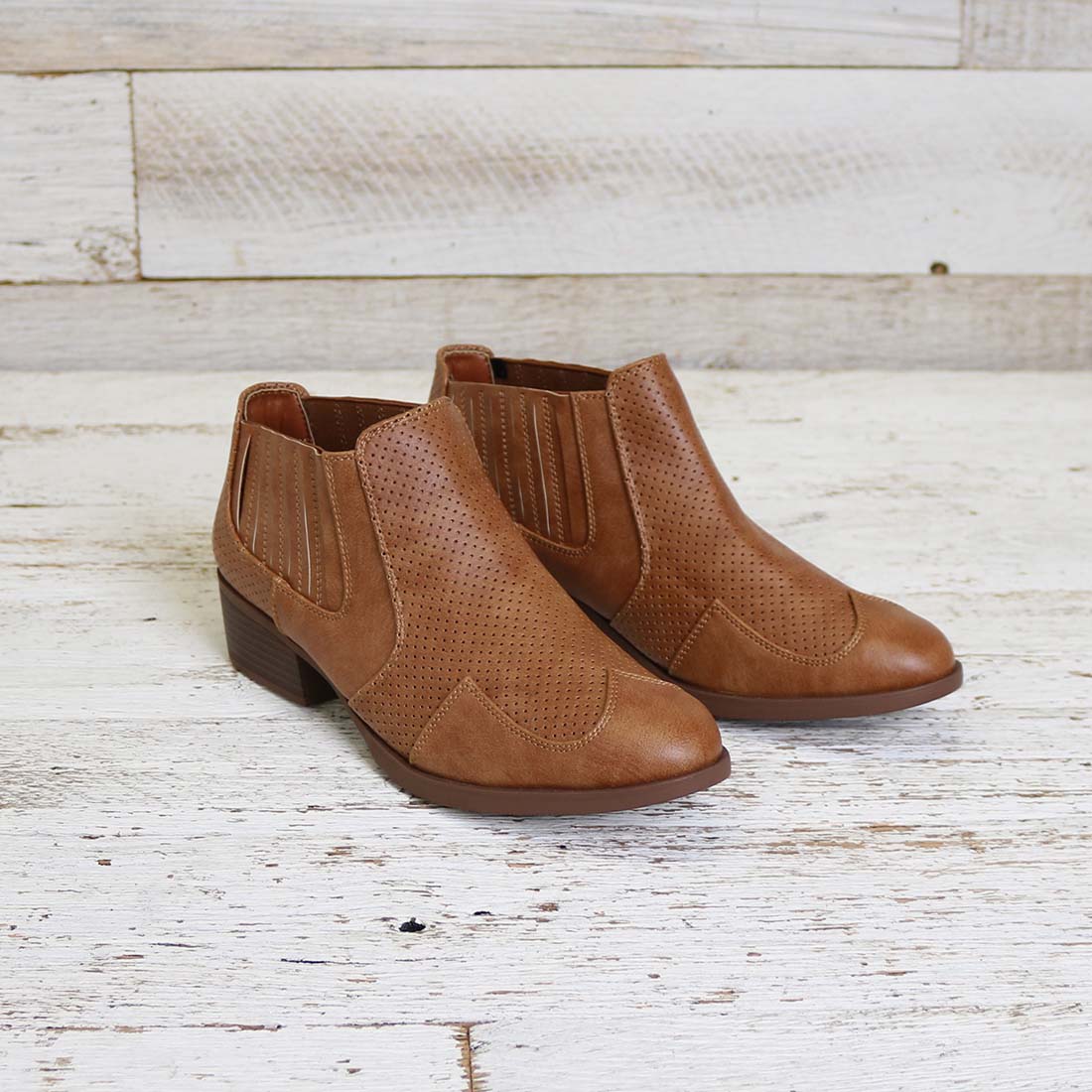 Low Cut Tan Boot